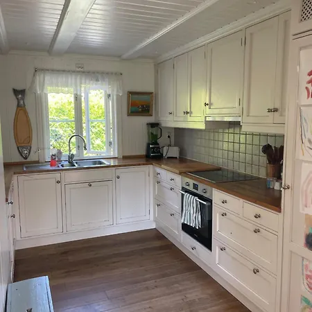 Landsteder A Little Perl